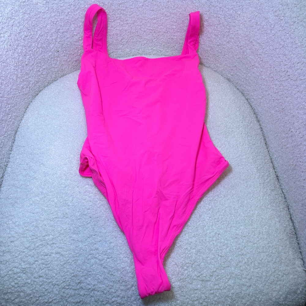 Skims Square Neck Body Suit